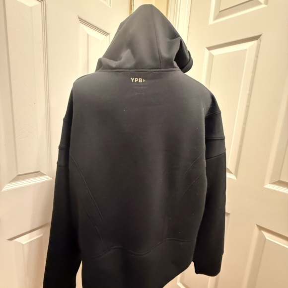 Abercrombie and Fitch YPB Neoknit Crop Hoodie Sweatshirt black large - Picture 11 of 11
